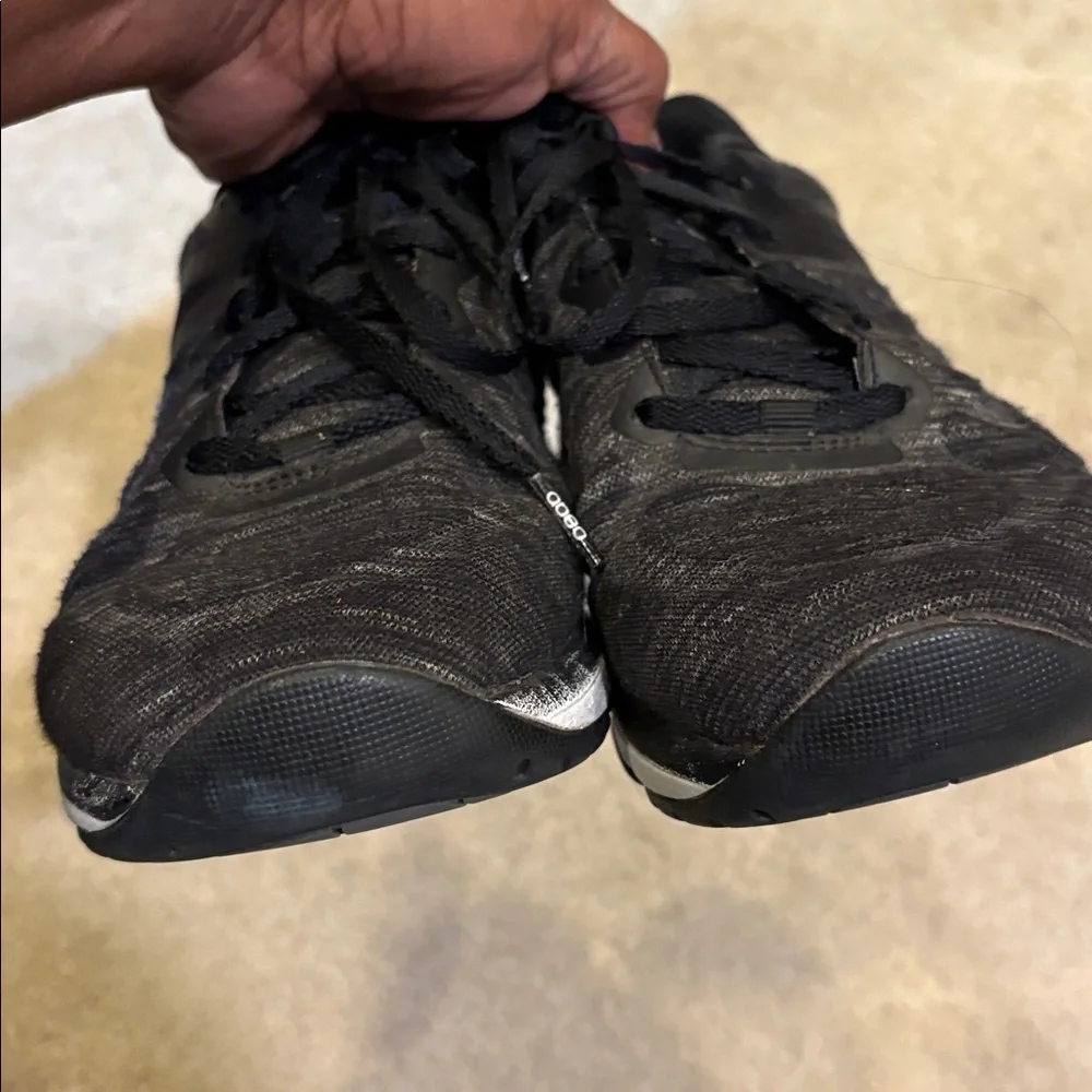 Abeo Black and White Dorian Vibram Sneakers-Size 8.5